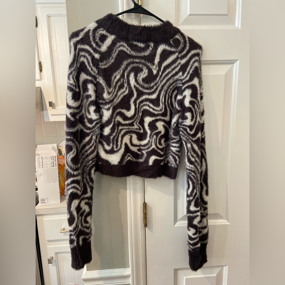 Women’s Urban Outfitter Sweater Size Large